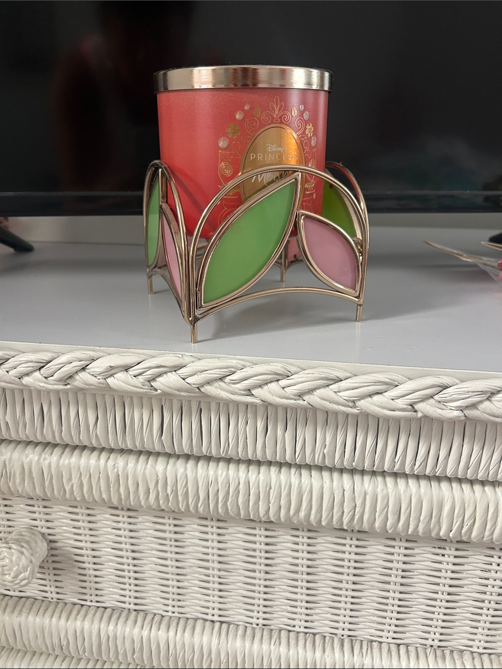 Candle holder